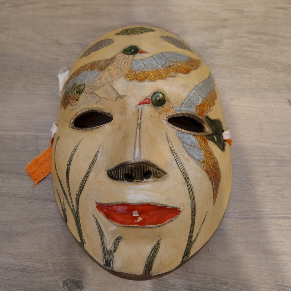 Vintage Mid Century Hand Painted Metal Wall Mask Birds And Reeds Brass?Tone Back